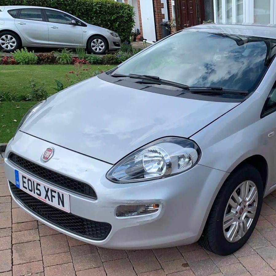 picture of silver 2015 fiat punto